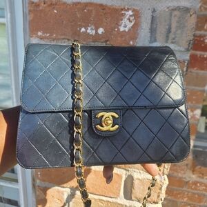 Vintage Chanel Shoulder bag